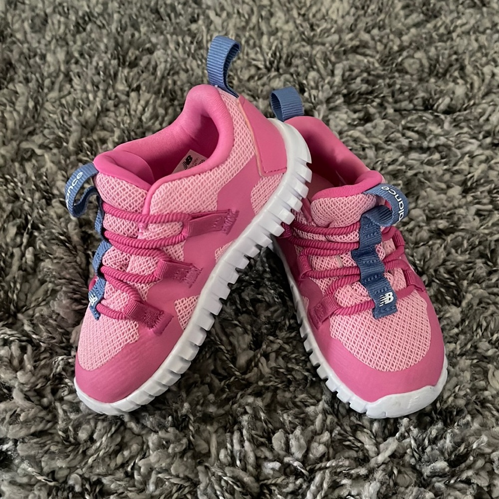 New Balance Playgruv Toddler Slip on sneaker